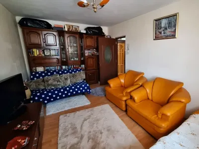 living mobilat apartament vanzare cumparare Sector 2 Bucuresti